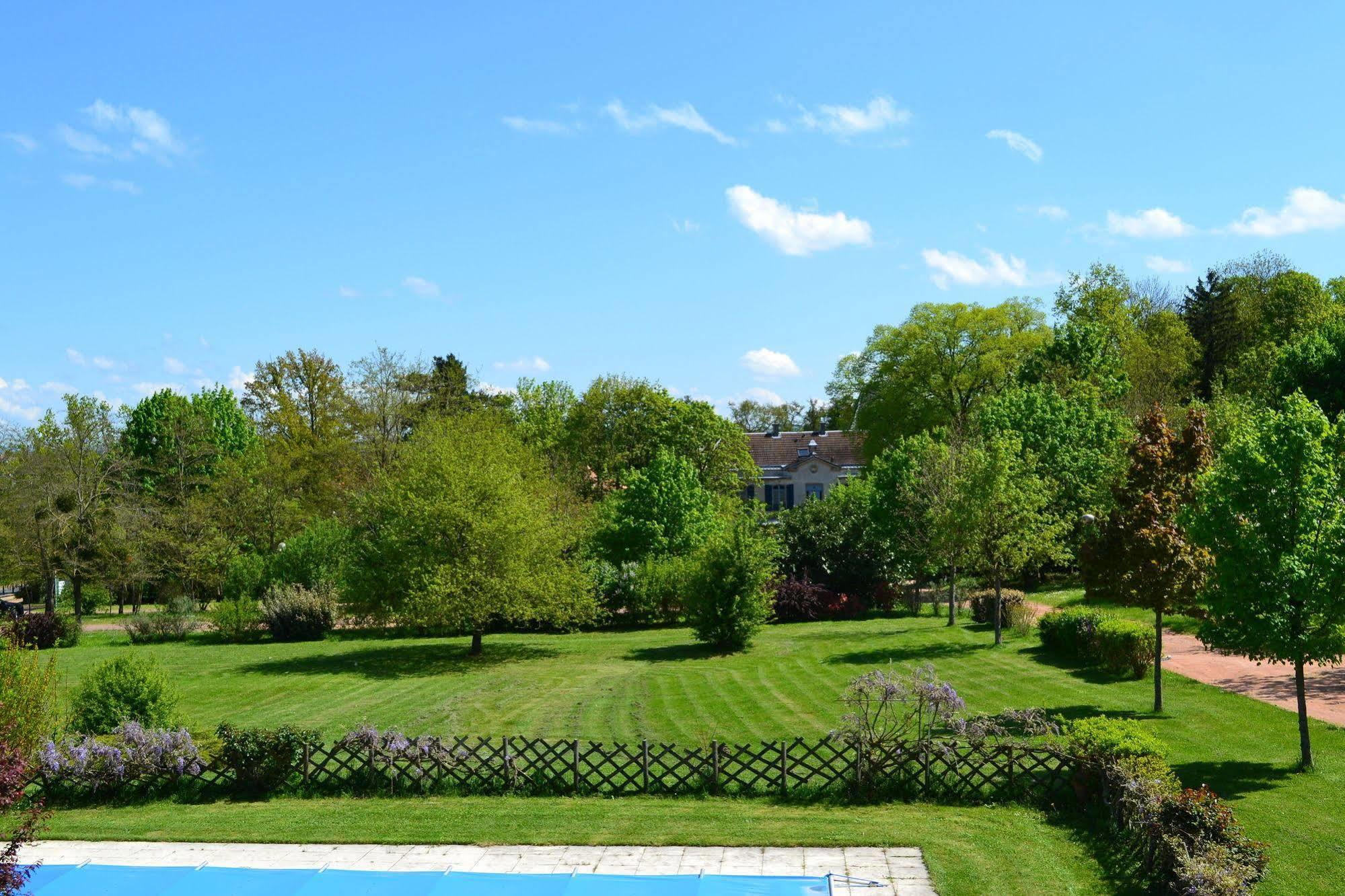 Hotel Du Golf Roanne Luaran gambar